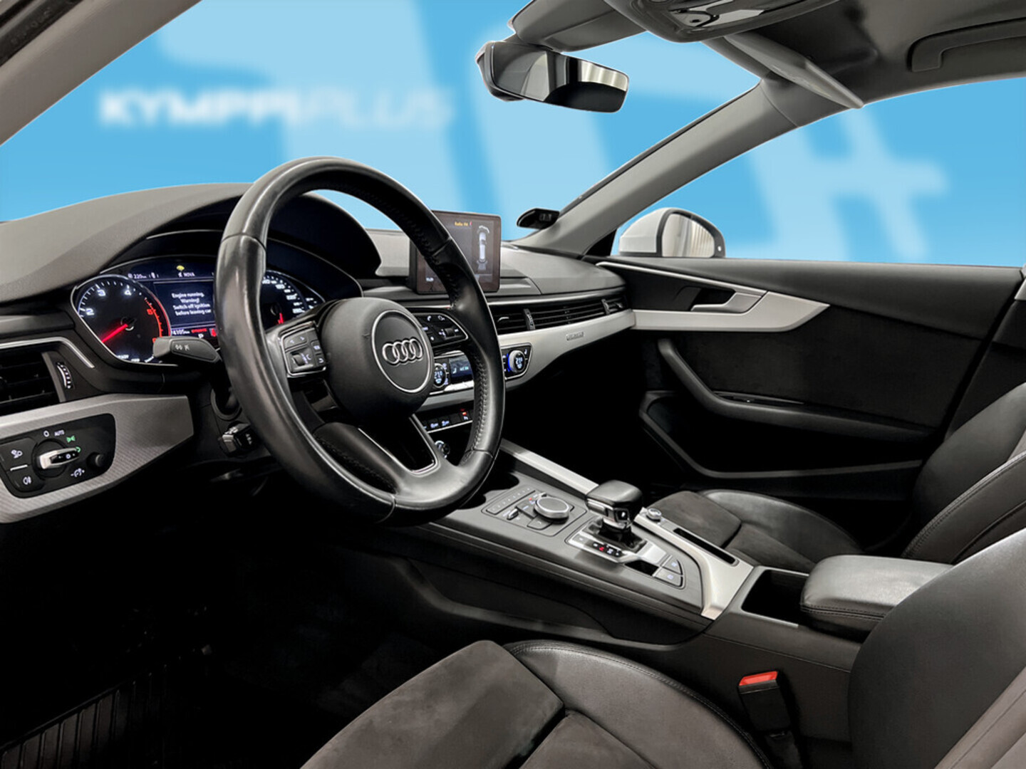 AUDI A4 2017