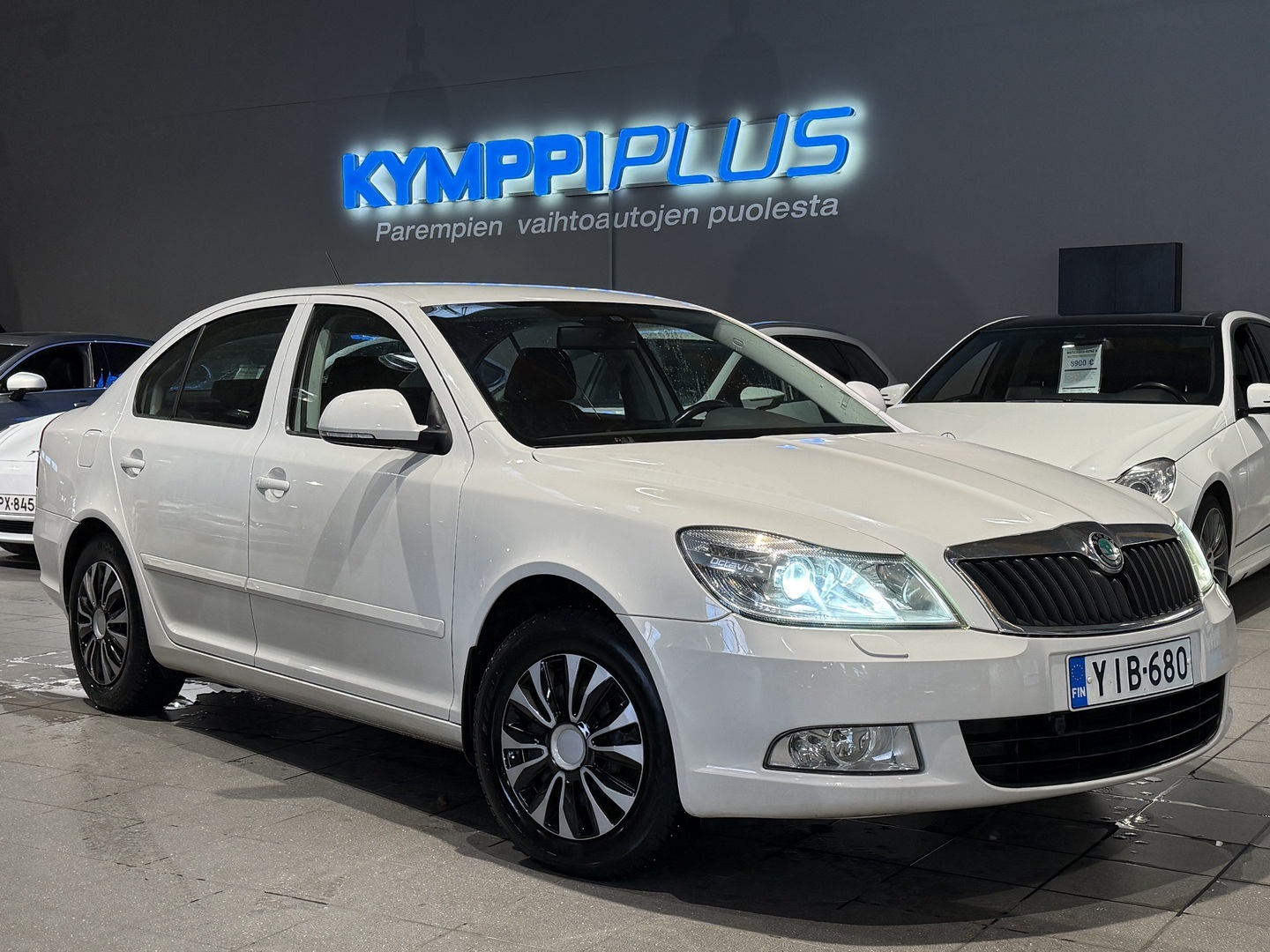 SKODA Octavia 2012