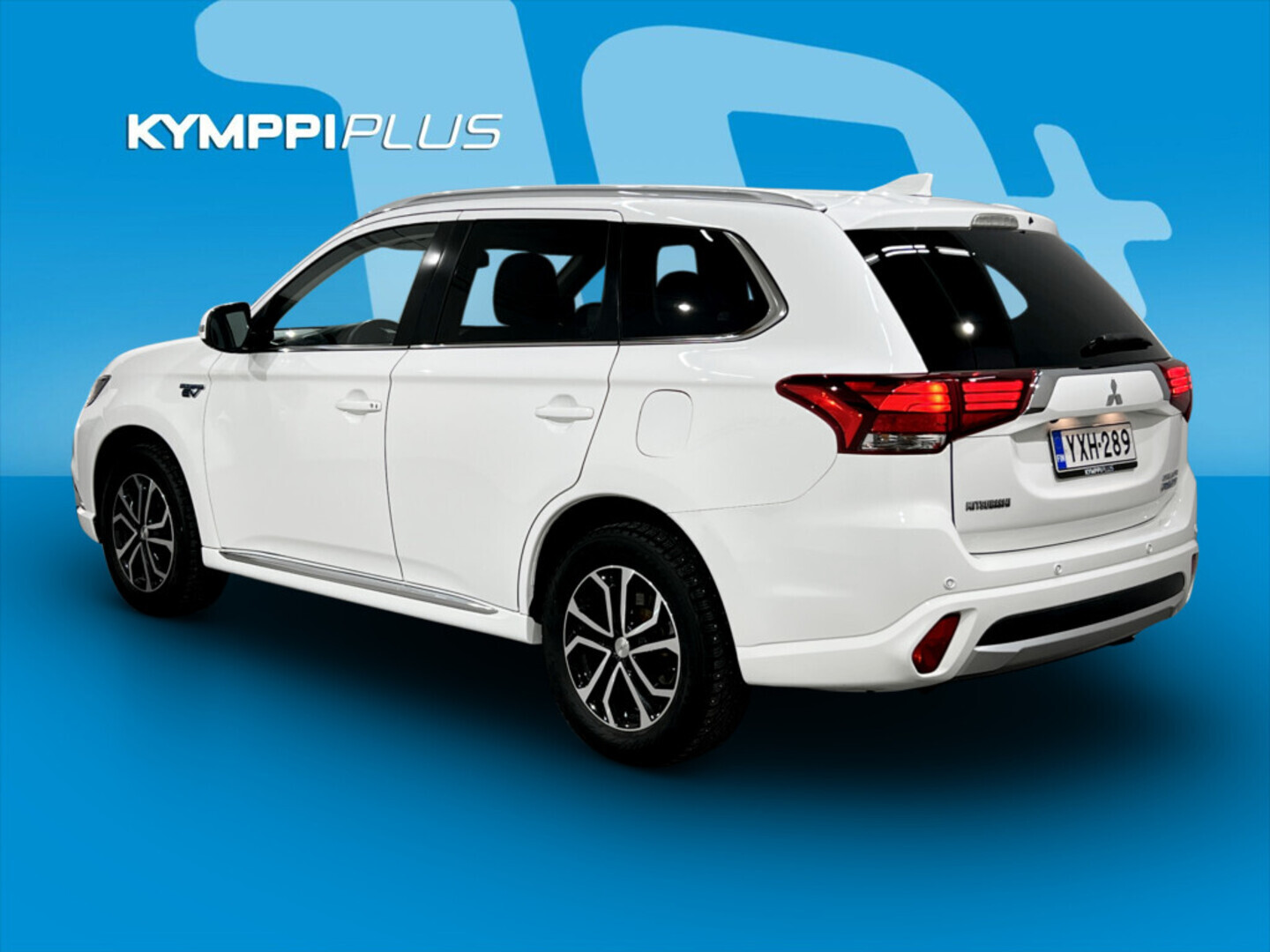MITSUBISHI Outlander PHEV 2015
