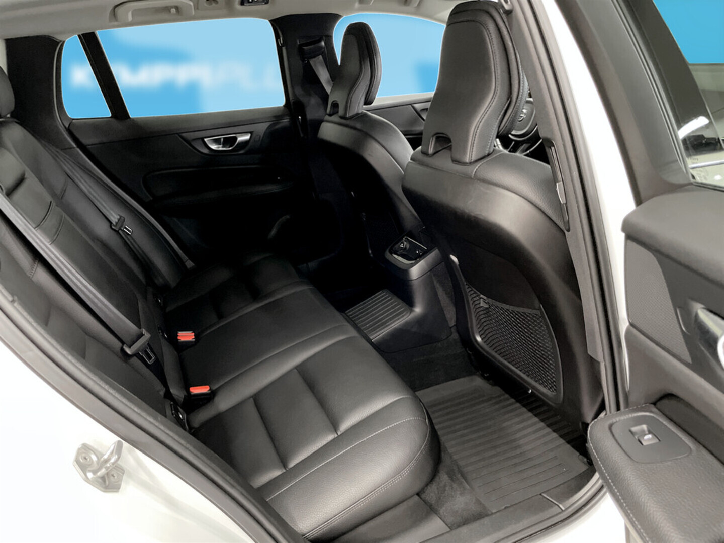 VOLVO V60 2019