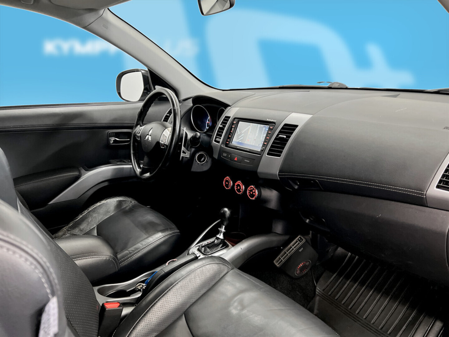 MITSUBISHI Outlander 2011