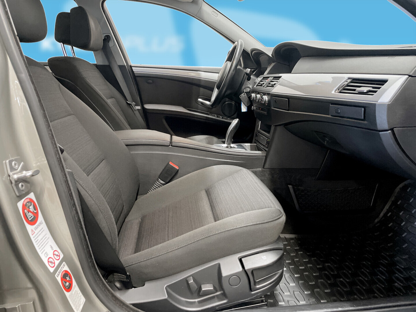 BMW 520 2009