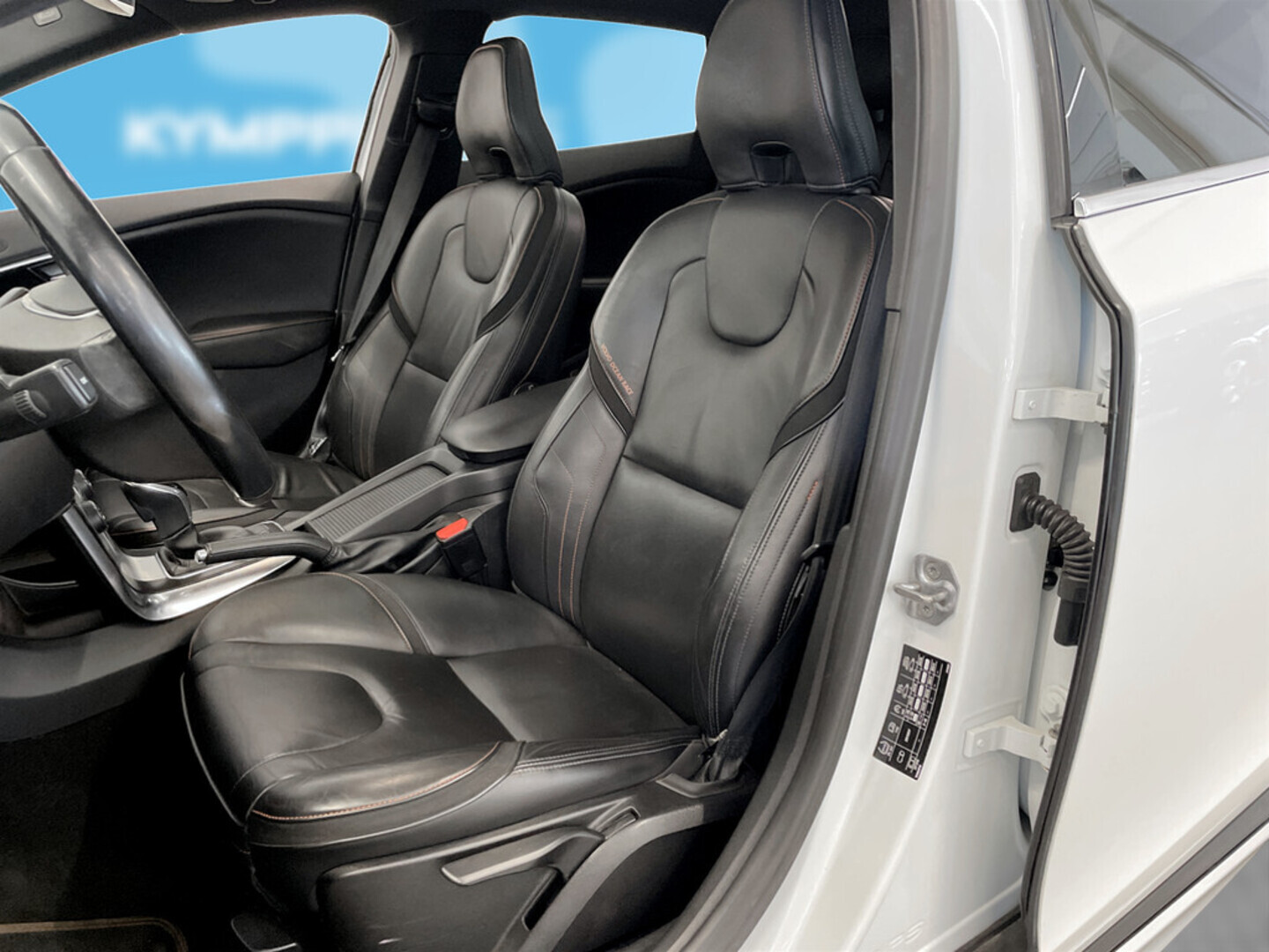 VOLVO V40 Cross Country 2015