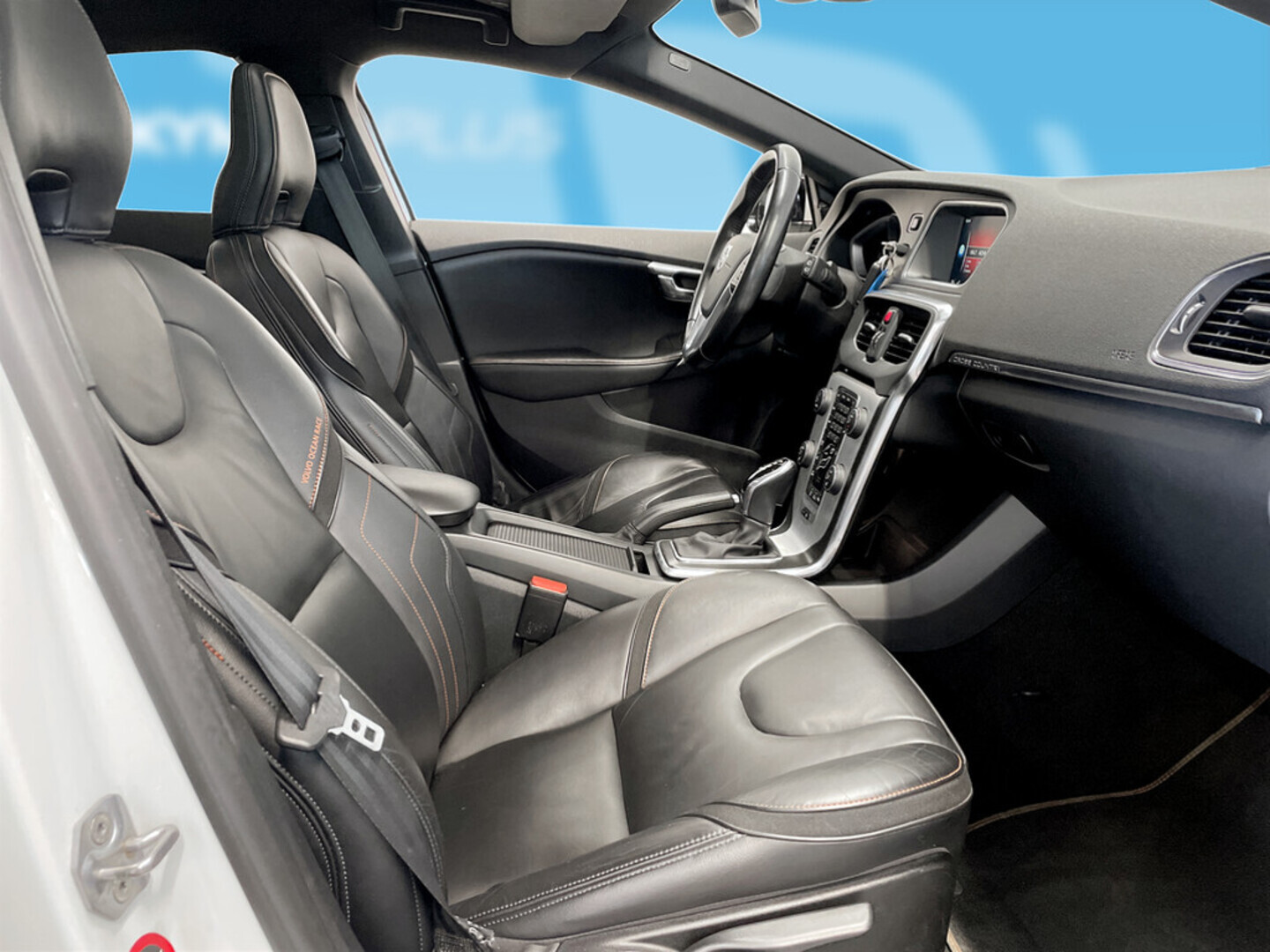 VOLVO V40 Cross Country 2015
