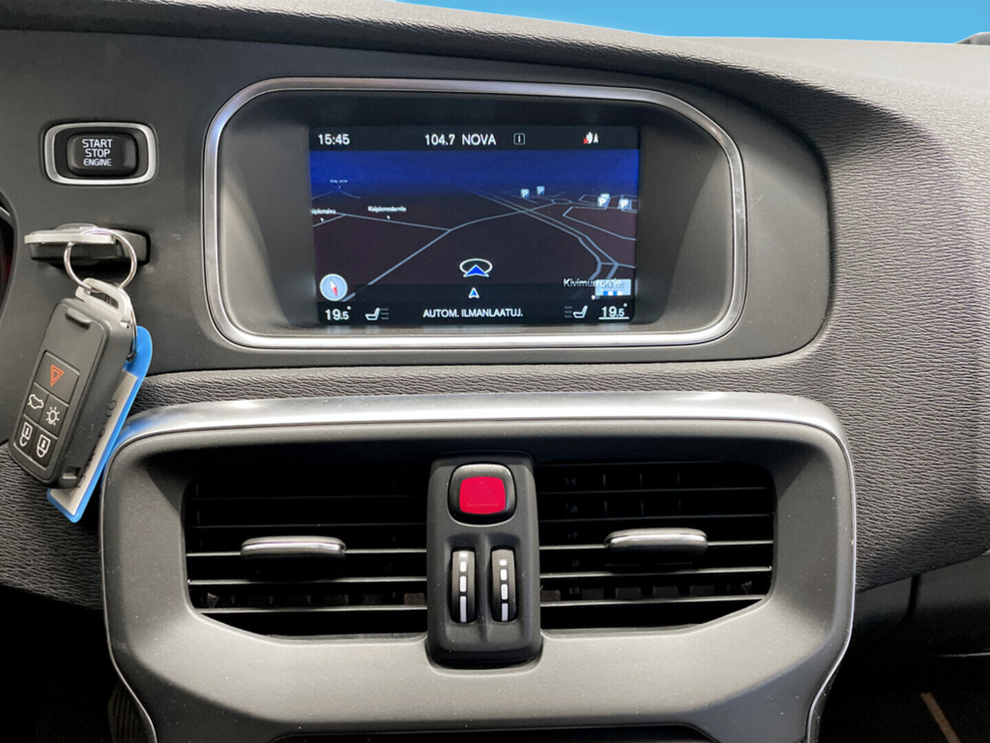 VOLVO V40 Cross Country 2015