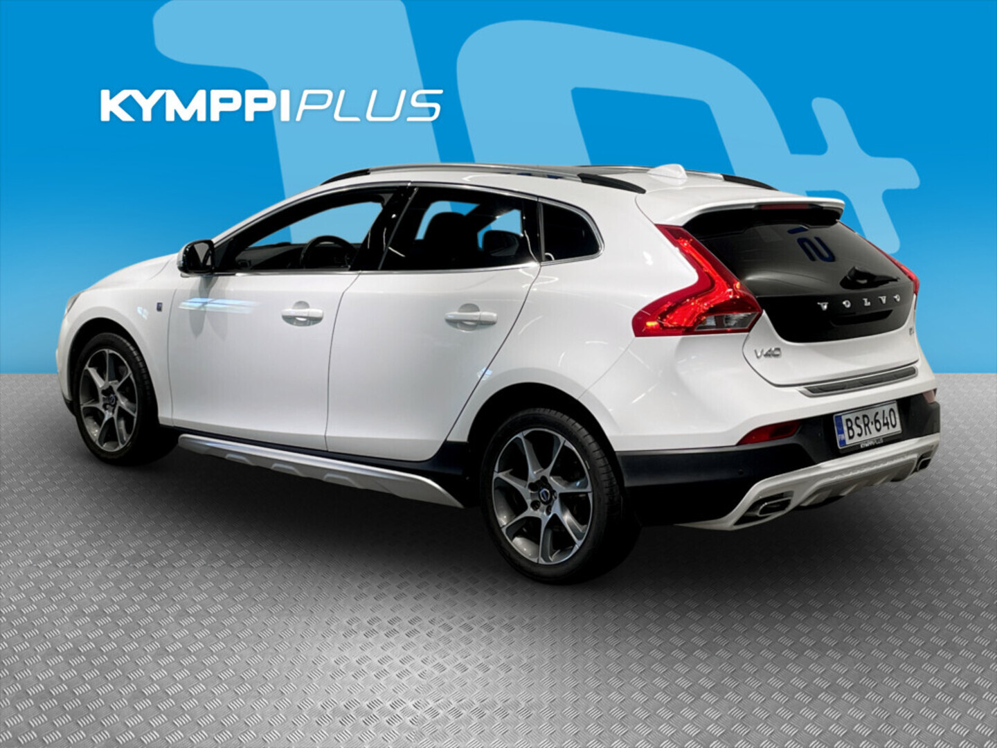 VOLVO V40 Cross Country 2015