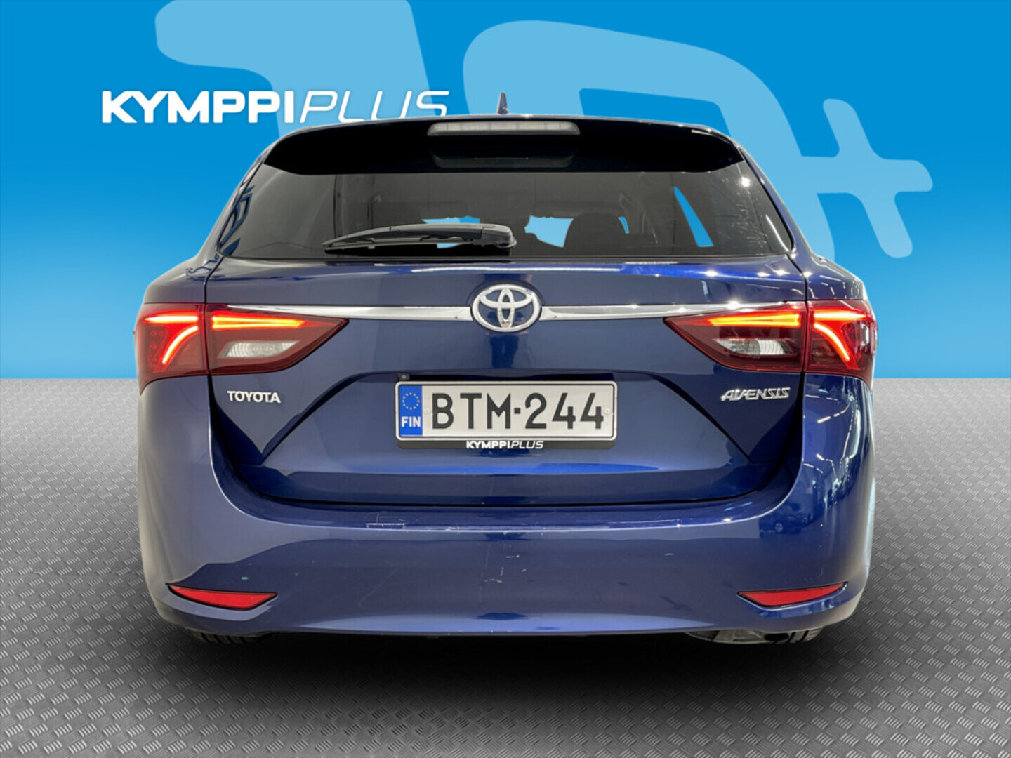 TOYOTA Avensis 2015
