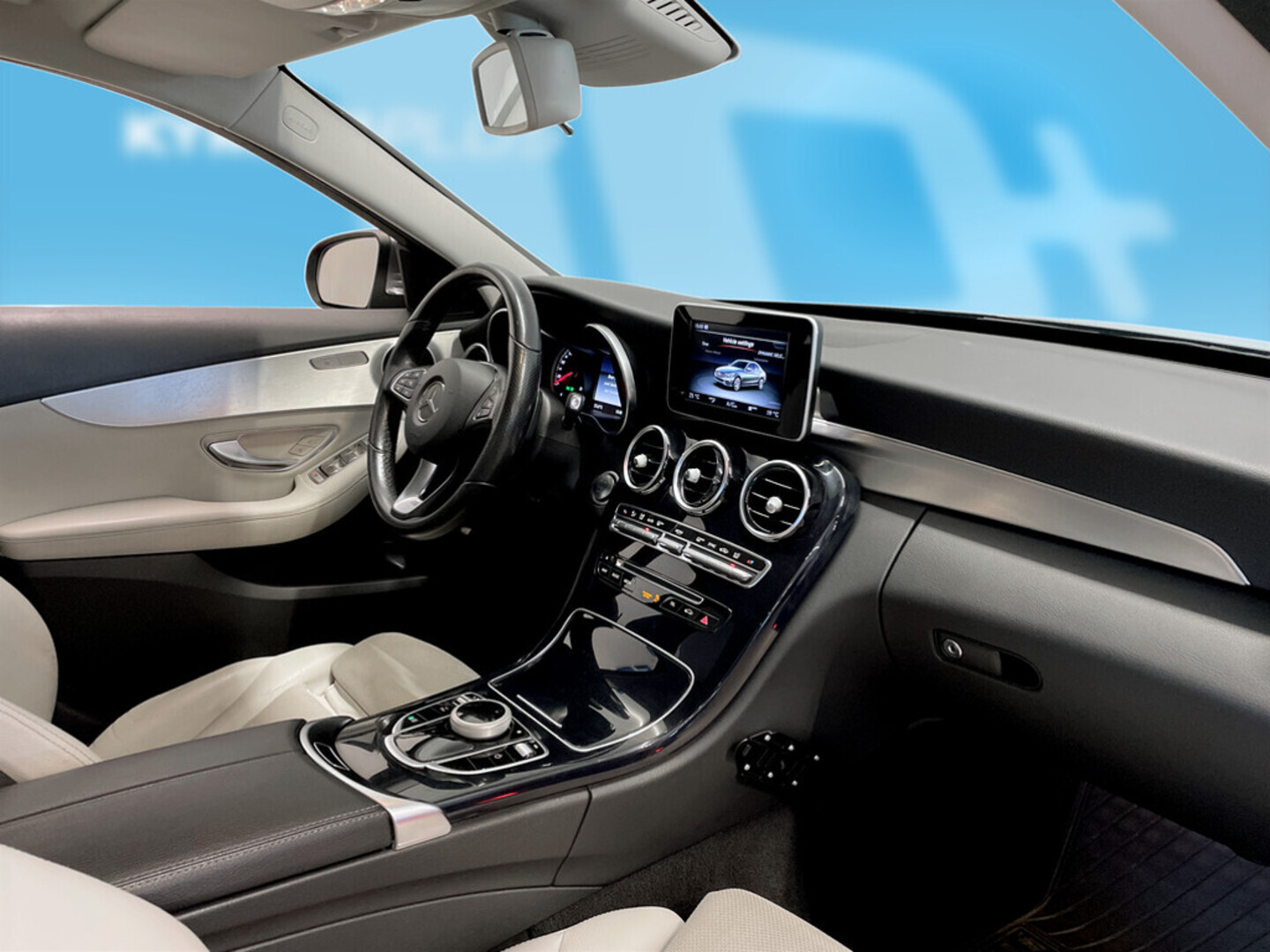 MERCEDES-BENZ C 2017