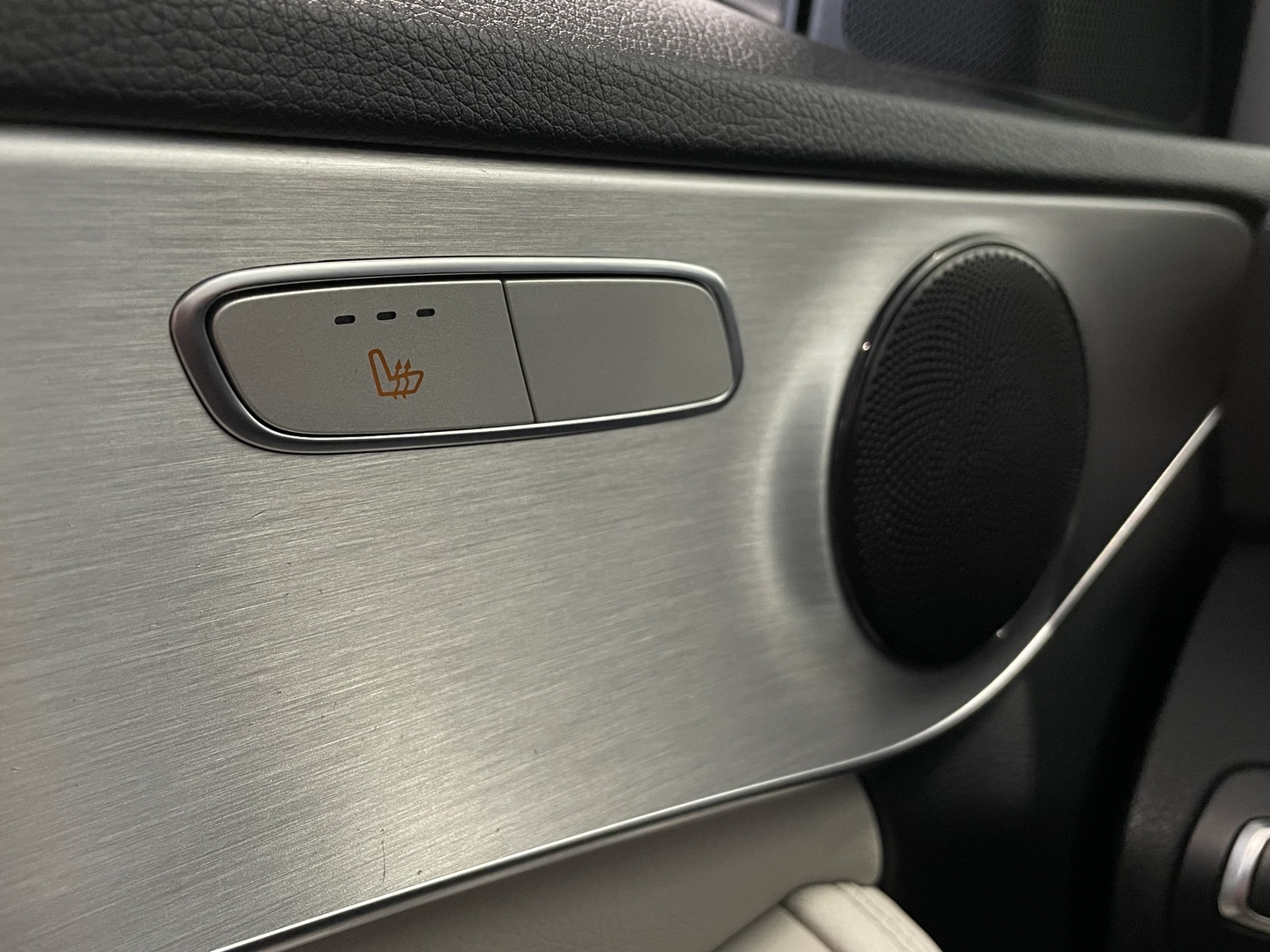 MERCEDES-BENZ C 2017