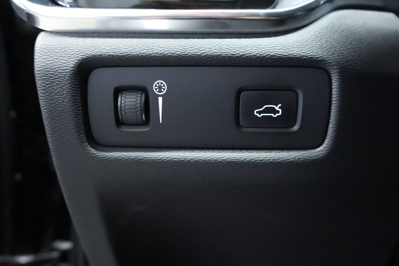 VOLVO V60 2020