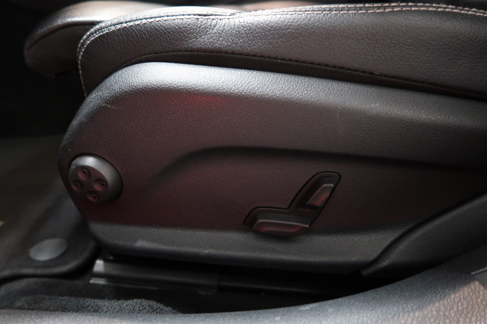 MERCEDES-BENZ C 2014