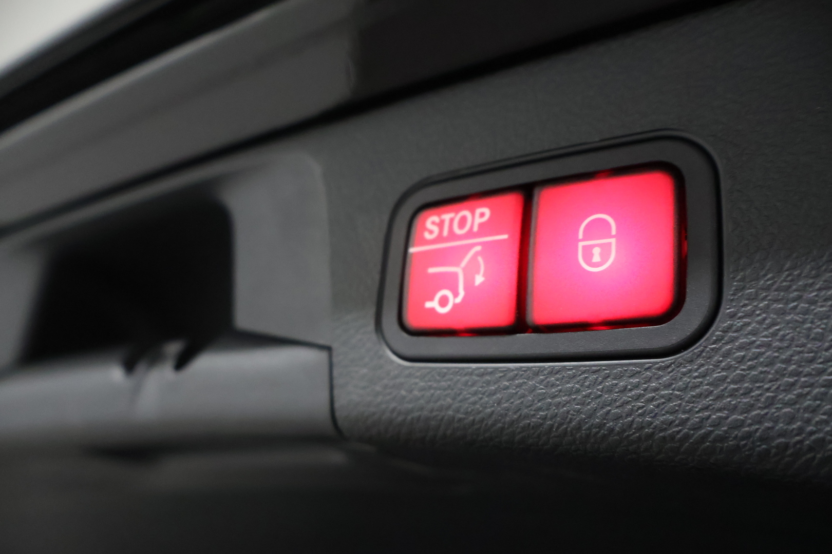 MERCEDES-BENZ C 43 AMG 2016