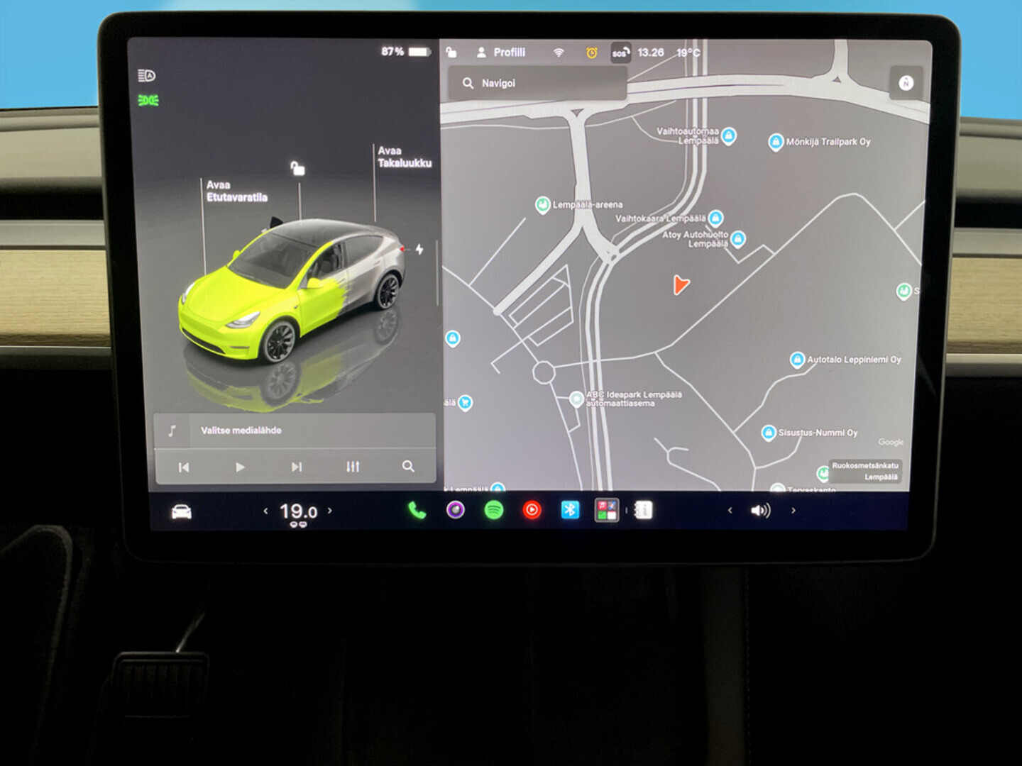 TESLA Model Y 2022