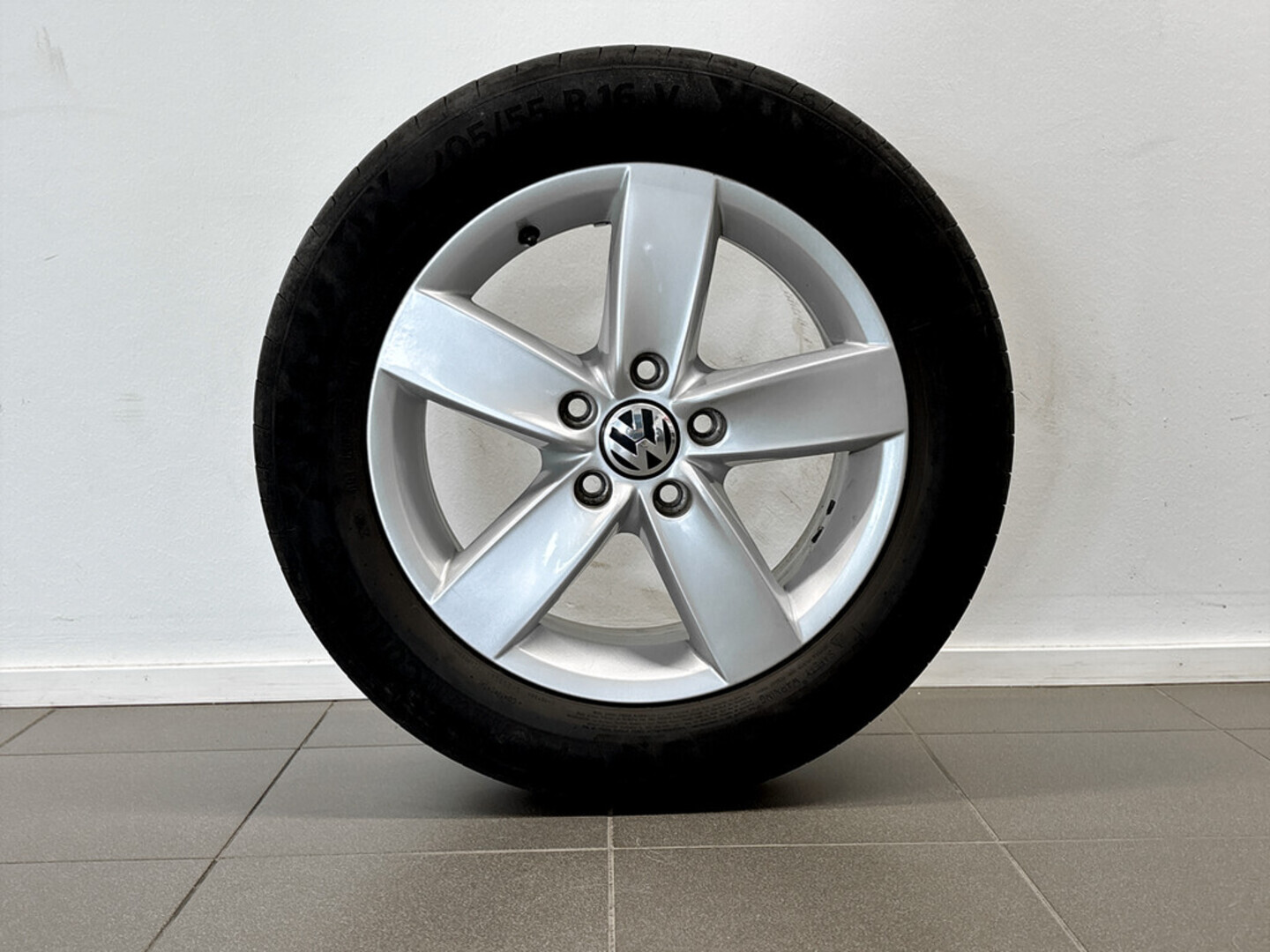 VOLKSWAGEN Jetta 2017