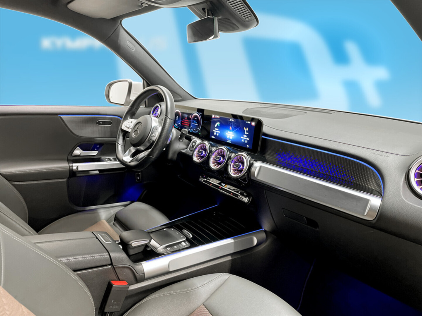 MERCEDES-BENZ EQB 2022