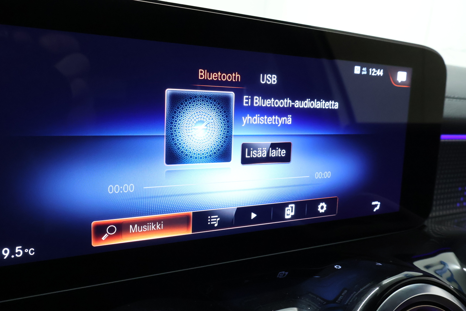 MERCEDES-BENZ EQB 2022