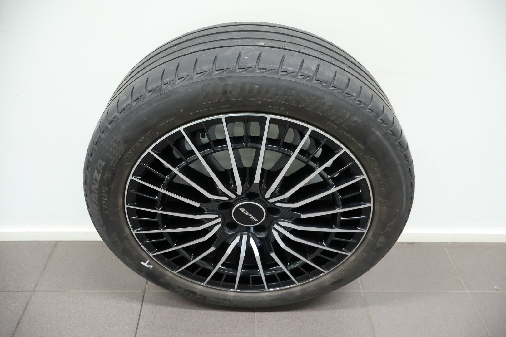 MERCEDES-BENZ EQB 2022