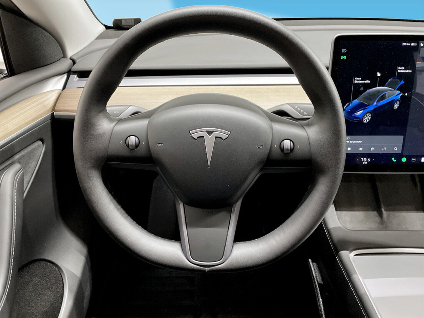 TESLA Model Y 2021