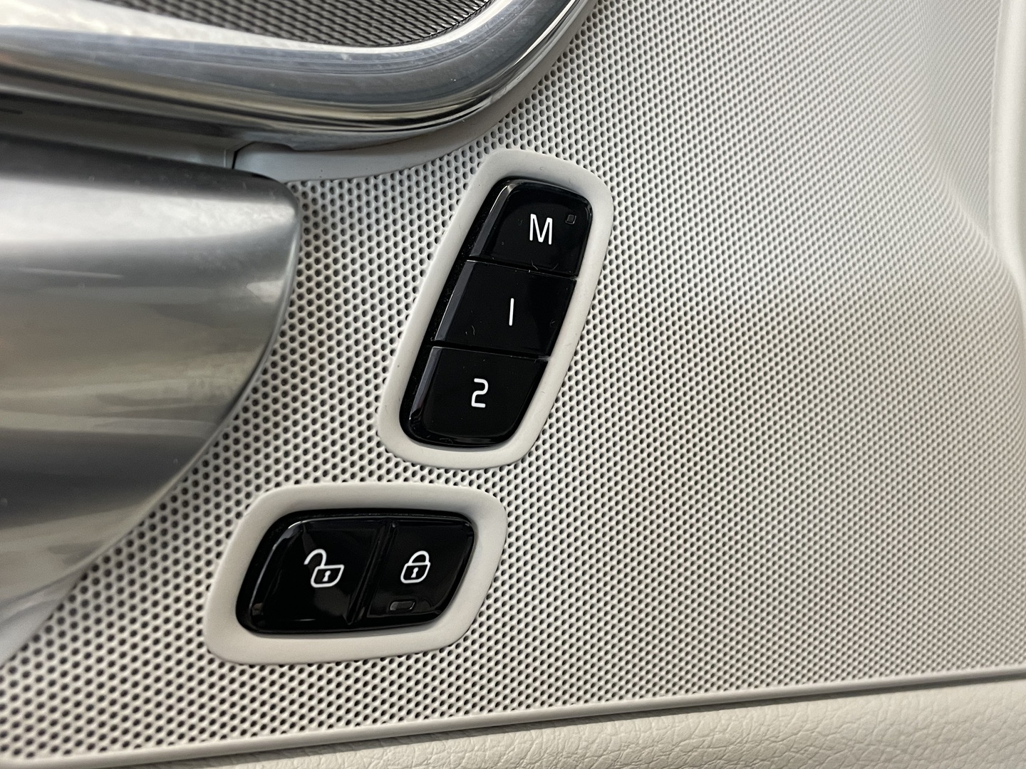 VOLVO V90 2020