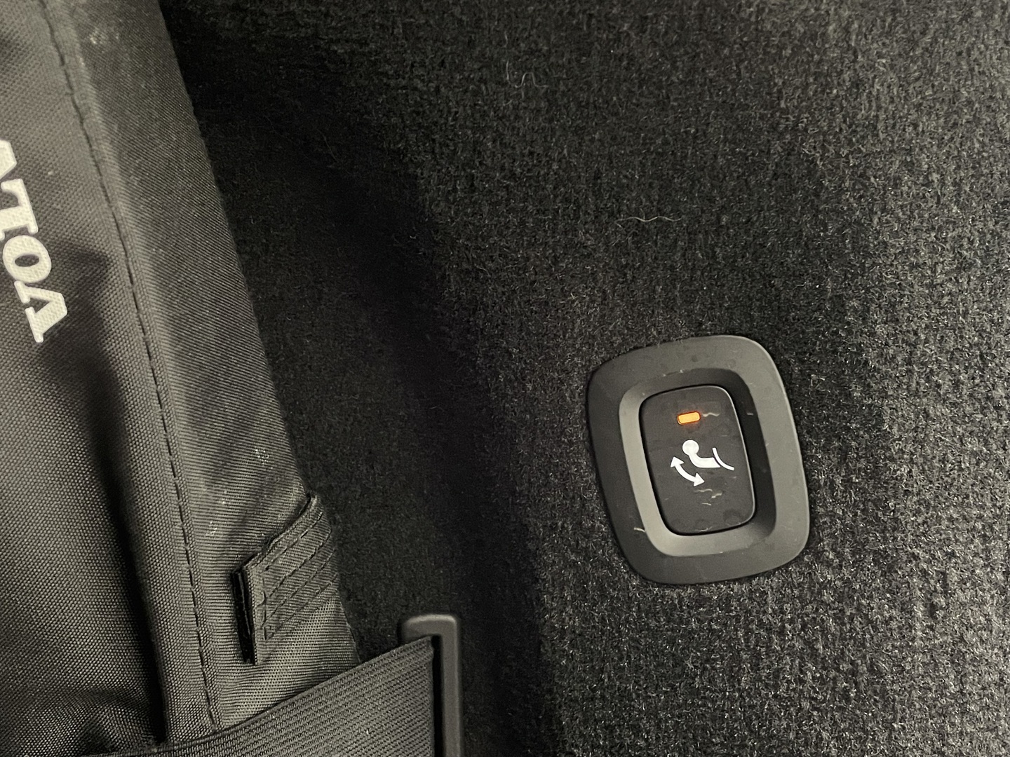 VOLVO V90 2020