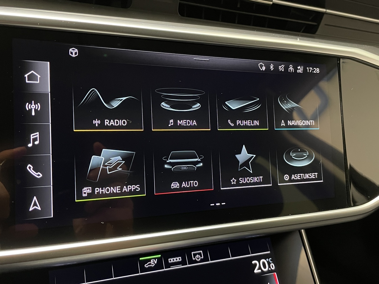 AUDI A6 2021