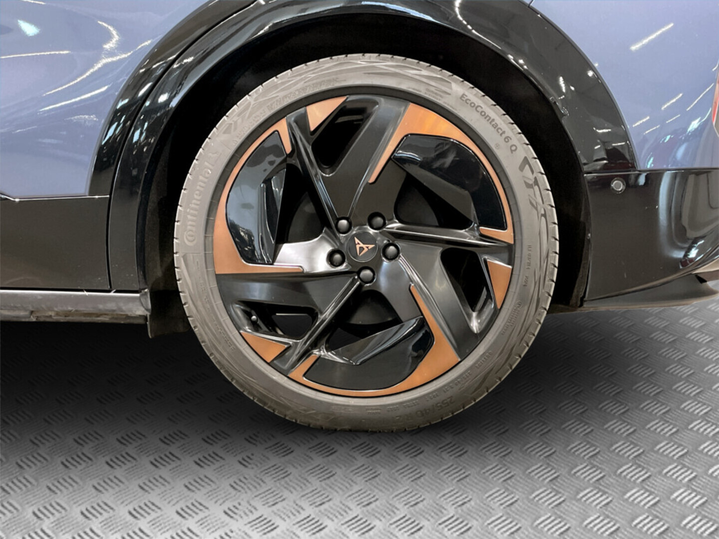CUPRA Tavascan 2024
