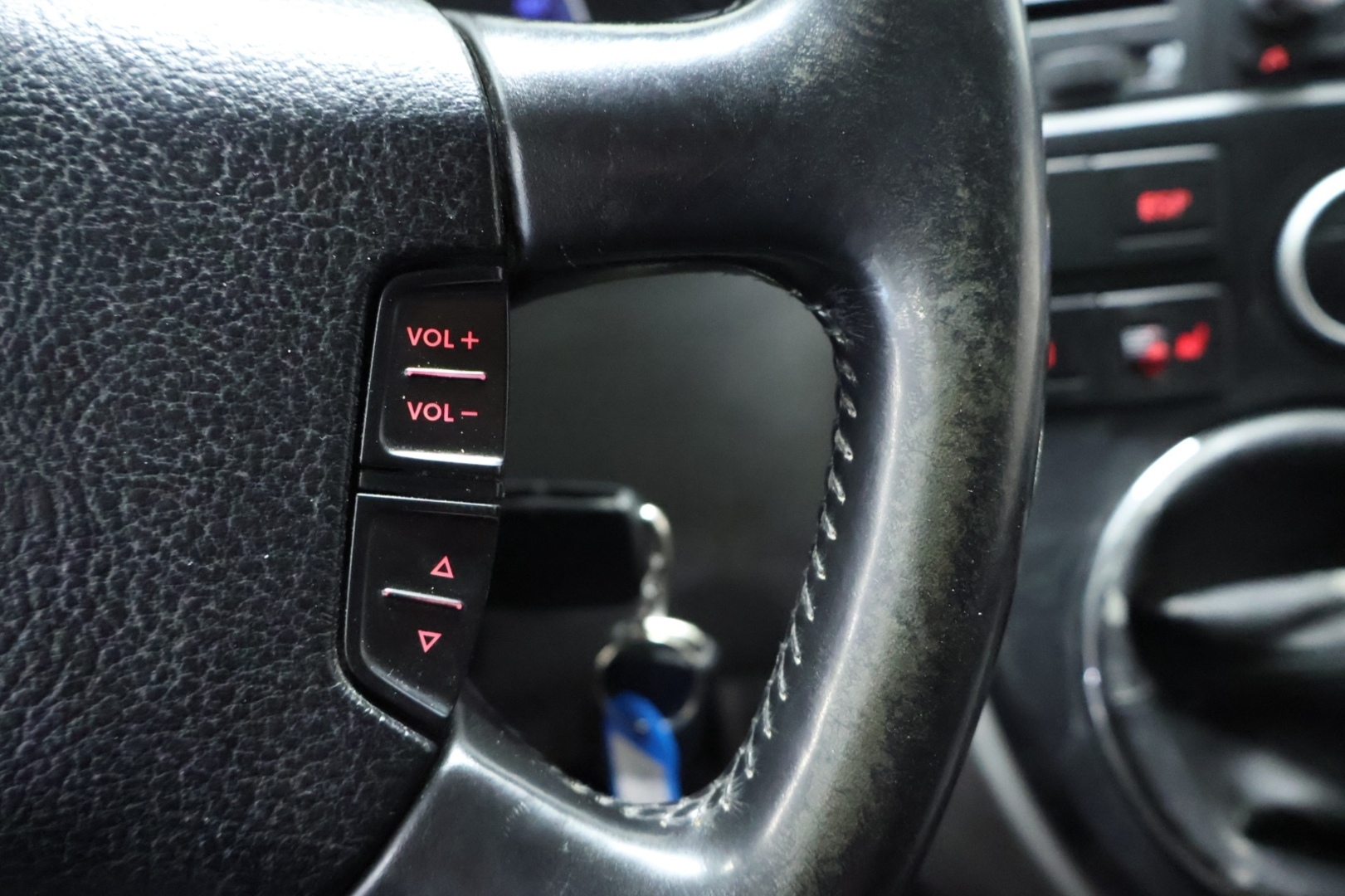 VOLKSWAGEN Multivan 2004