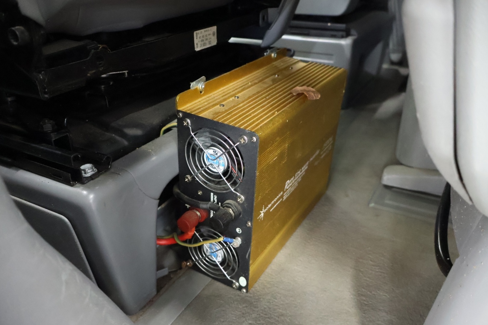 VOLKSWAGEN Multivan 2004