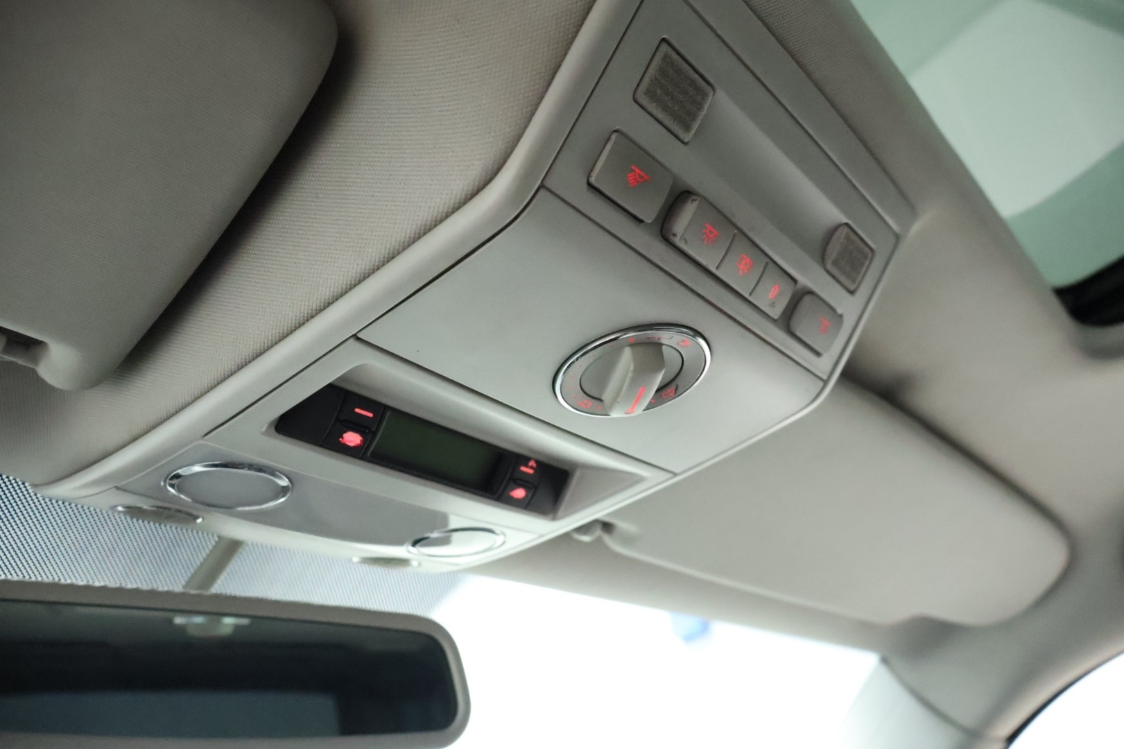 VOLKSWAGEN Multivan 2004