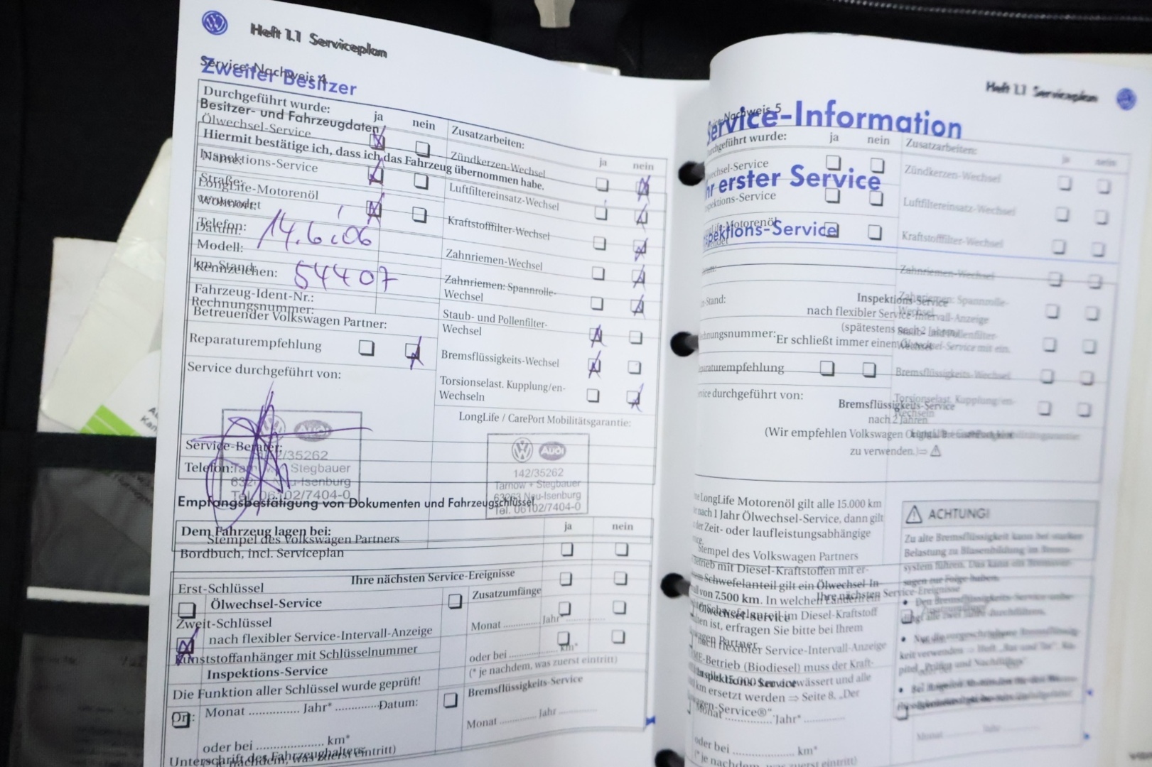 VOLKSWAGEN Multivan 2004