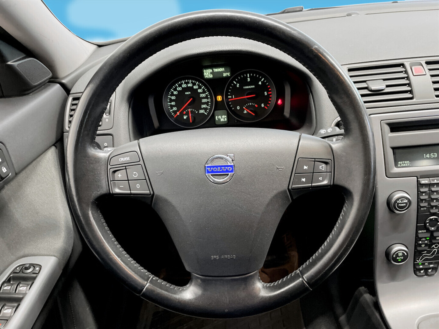 VOLVO V50 2010
