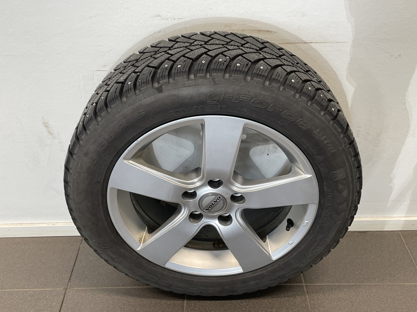 VOLVO V50 2010