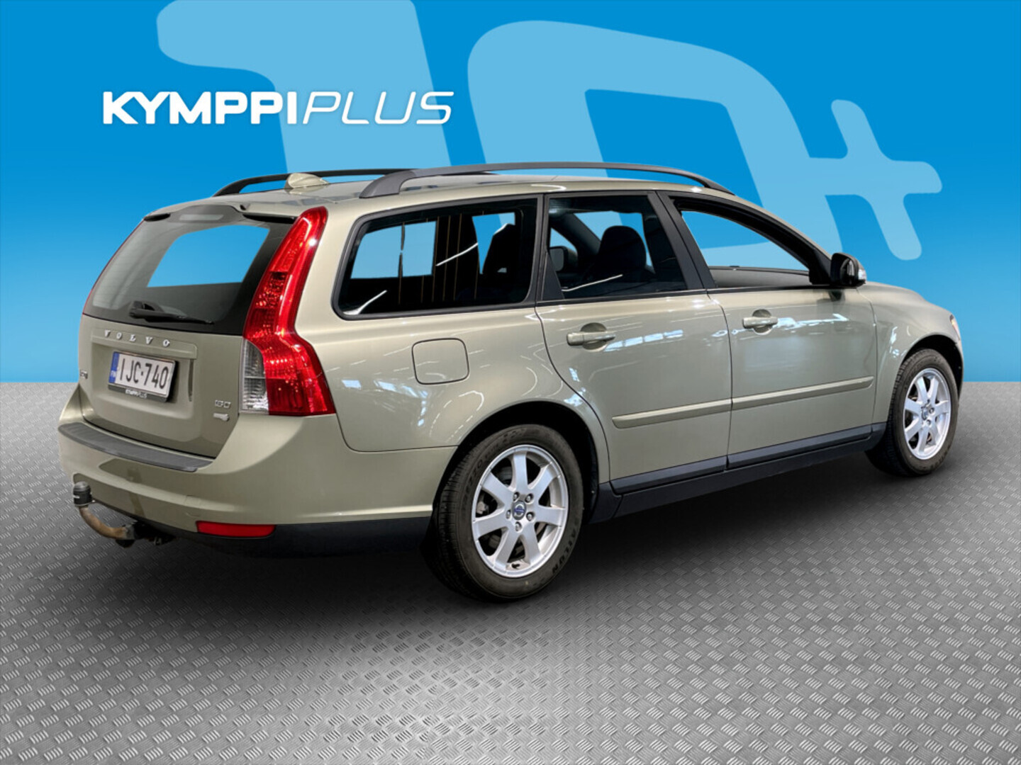 VOLVO V50 2010