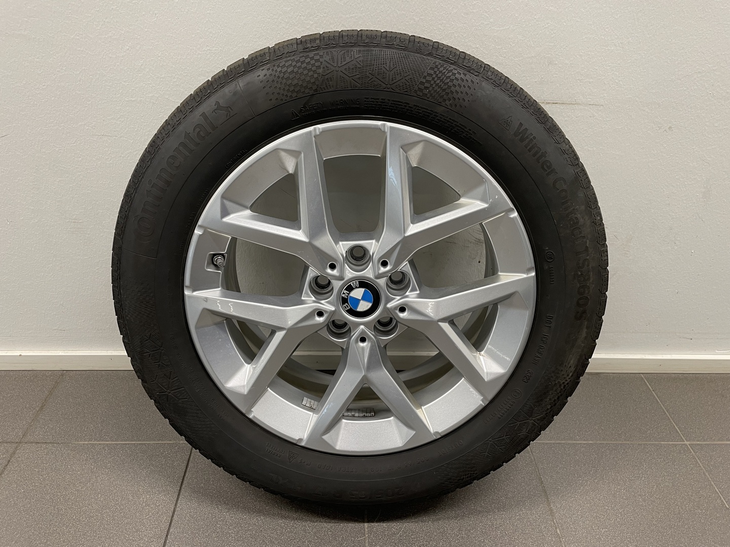 BMW iX1 2024