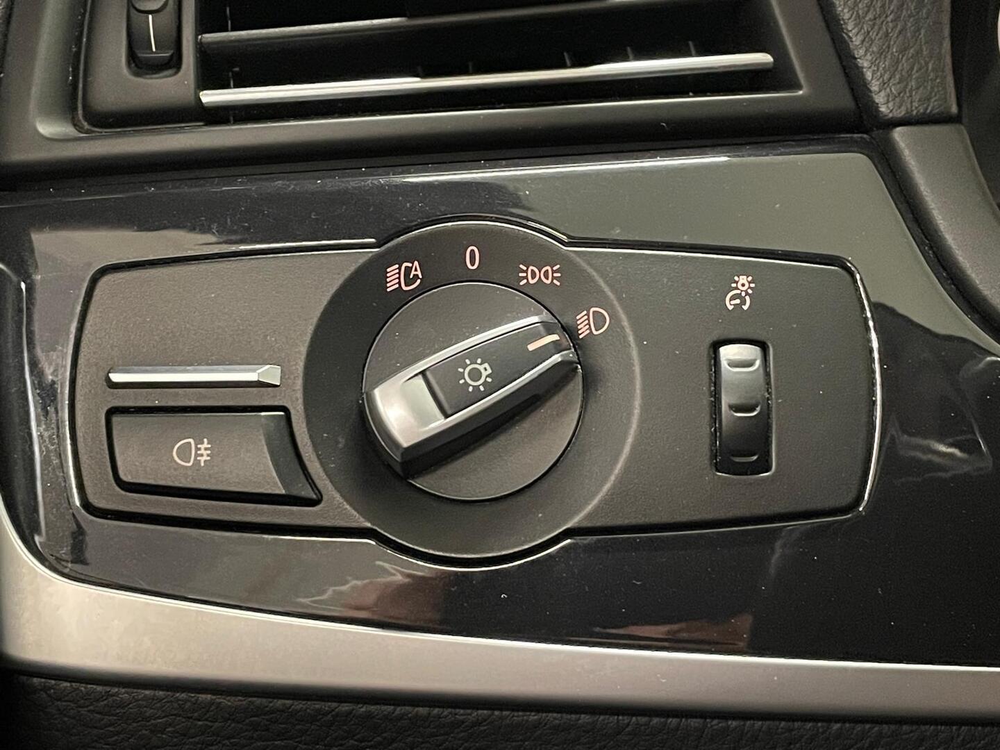 BMW 518 2014