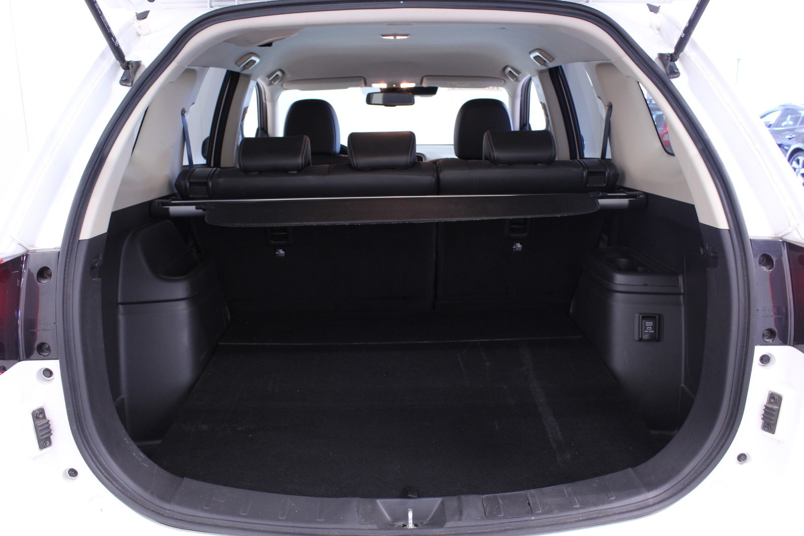MITSUBISHI Outlander PHEV 2019