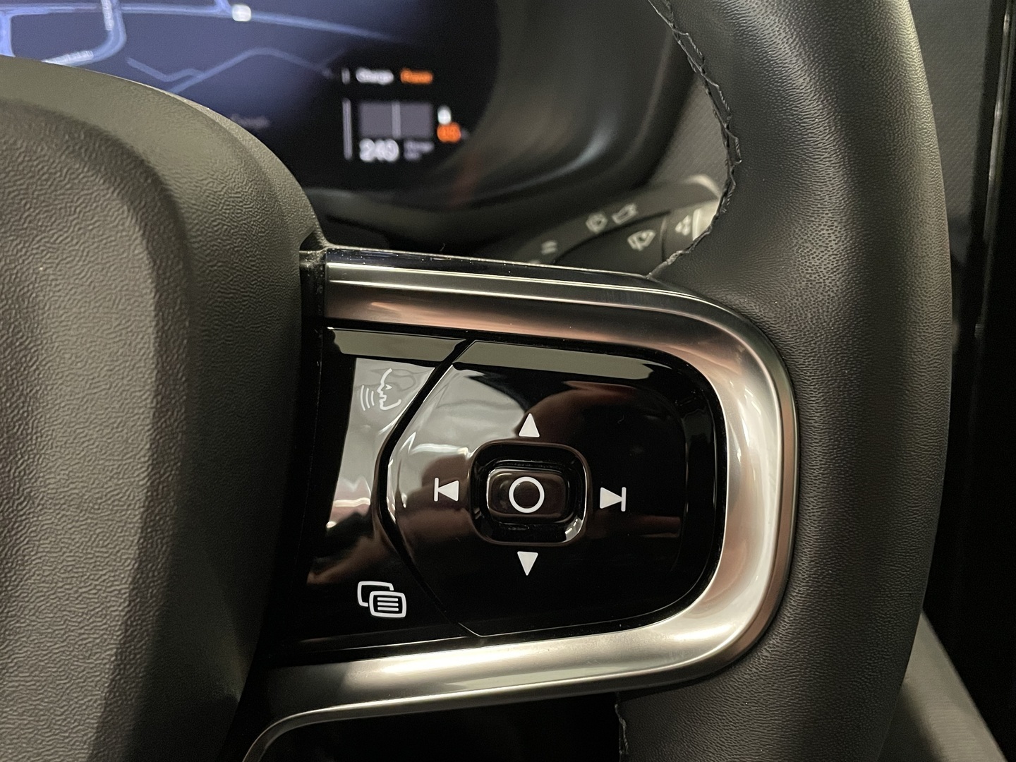 POLESTAR 2 2023