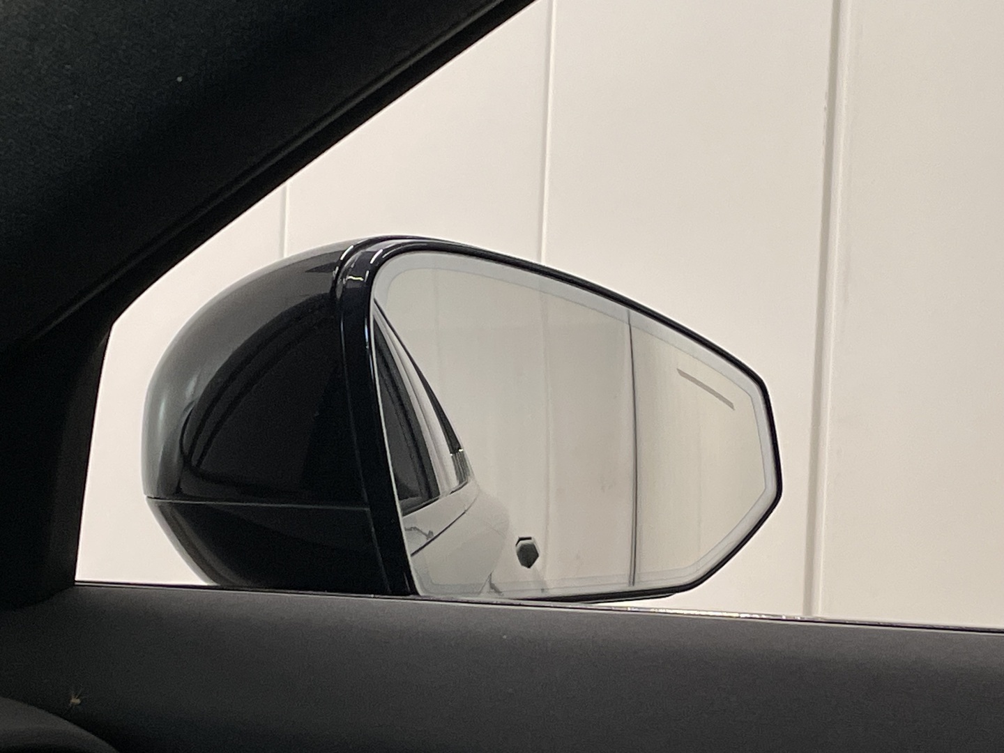 POLESTAR 2 2023