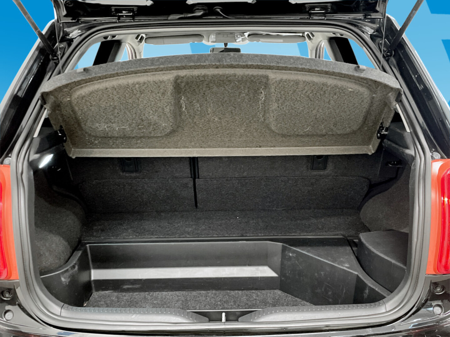 TOYOTA Auris 2011