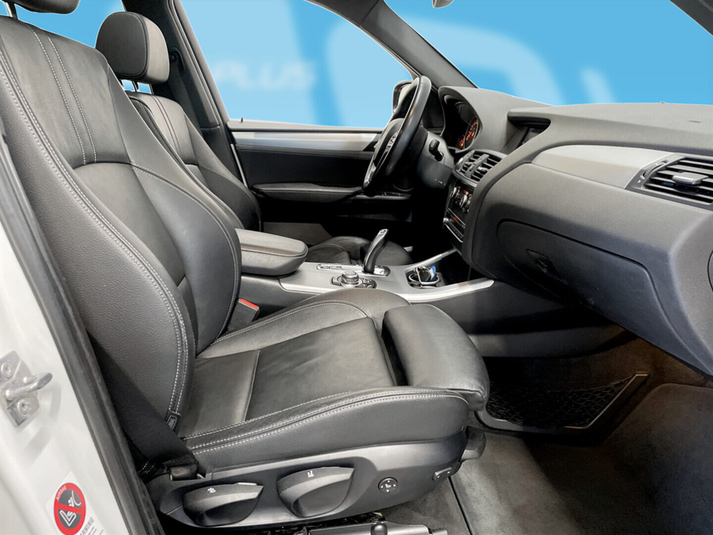 BMW X3 2011