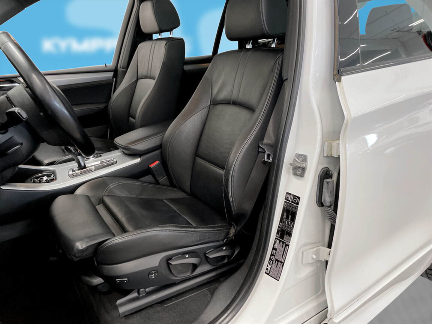 BMW X3 2011
