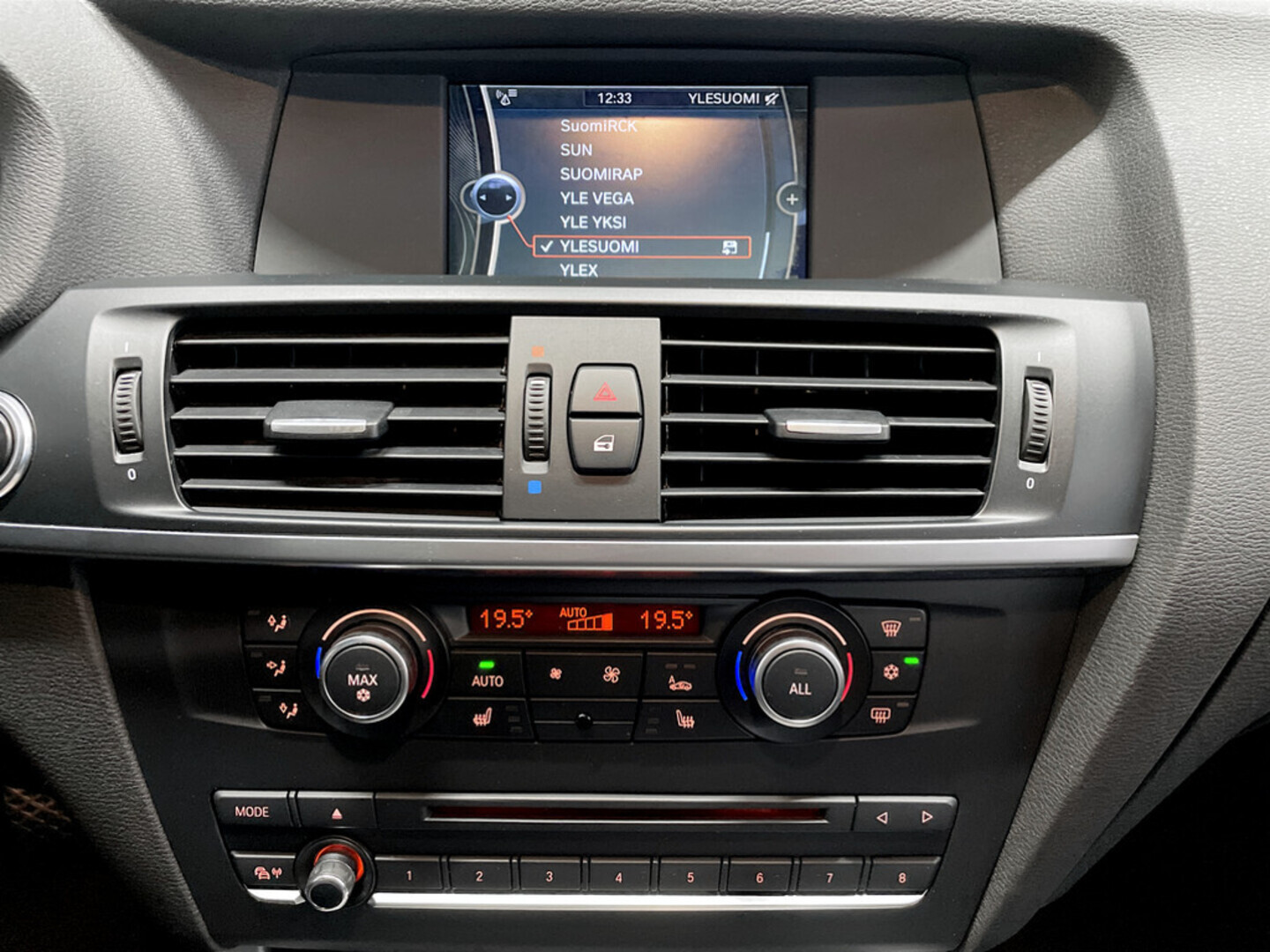 BMW X3 2011
