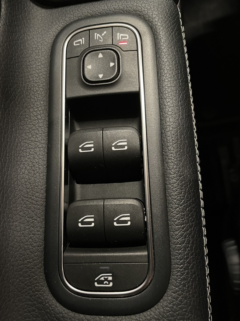 MERCEDES-BENZ CLA 2019