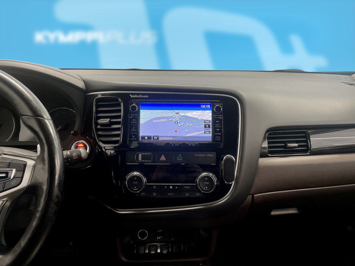 MITSUBISHI Outlander PHEV 2016