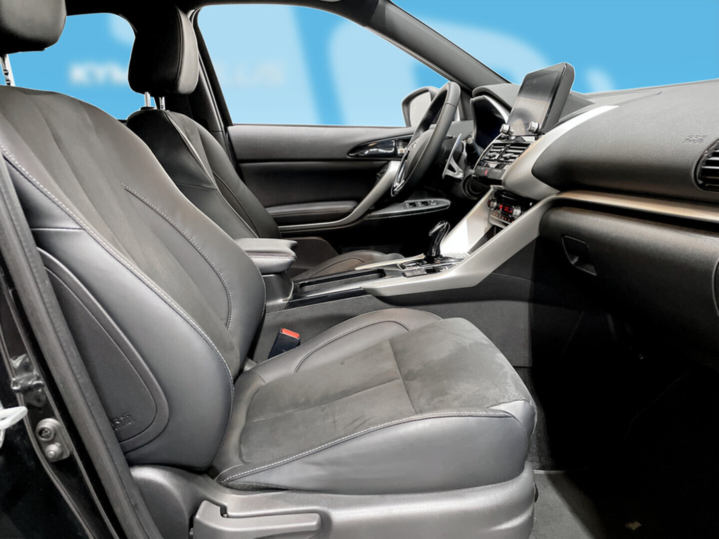 MITSUBISHI Eclipse Cross 2021