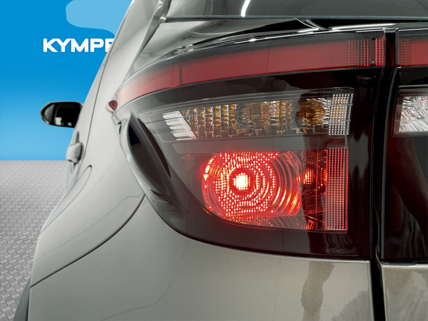 TOYOTA Yaris Cross 2021