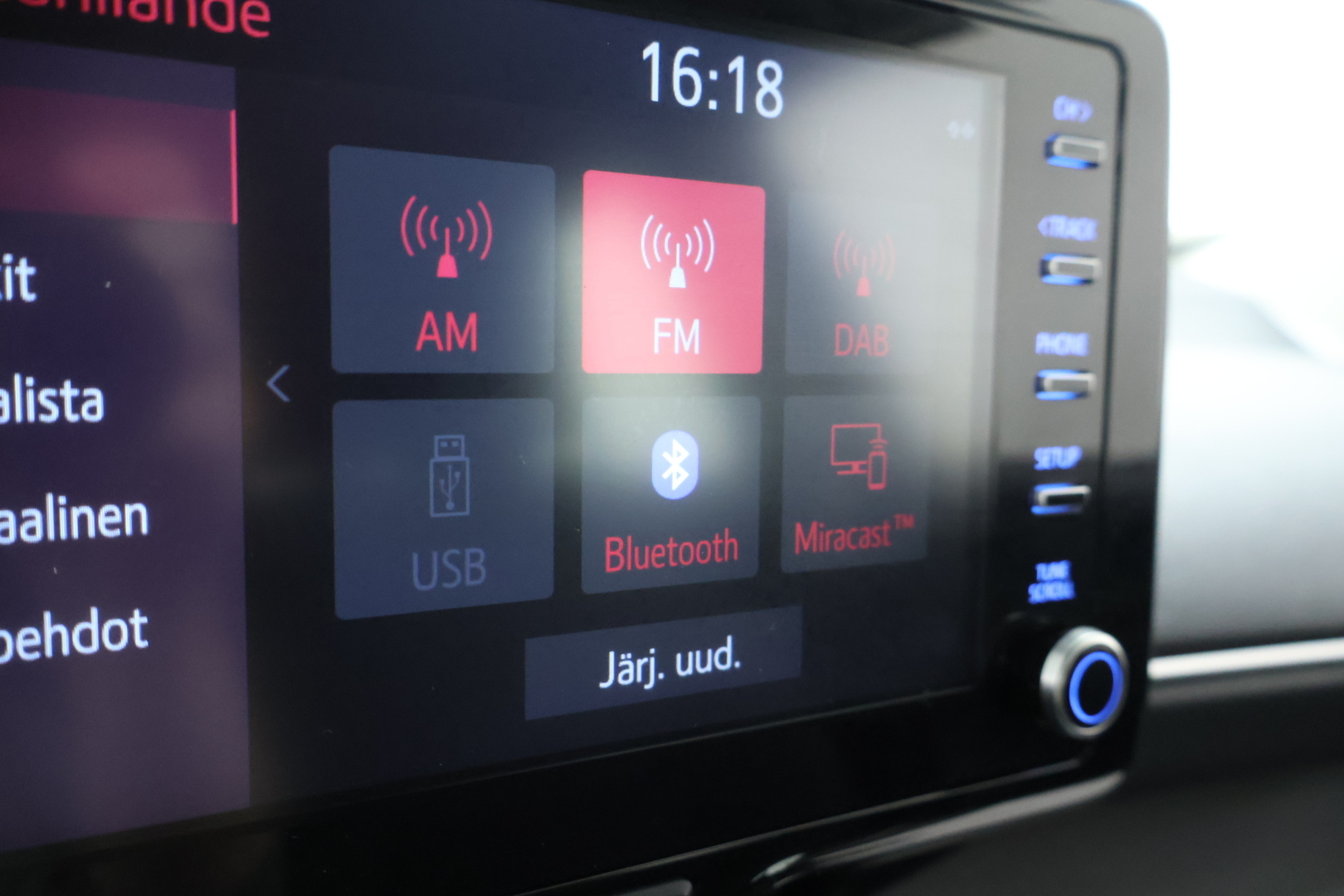 TOYOTA Yaris Cross 2021