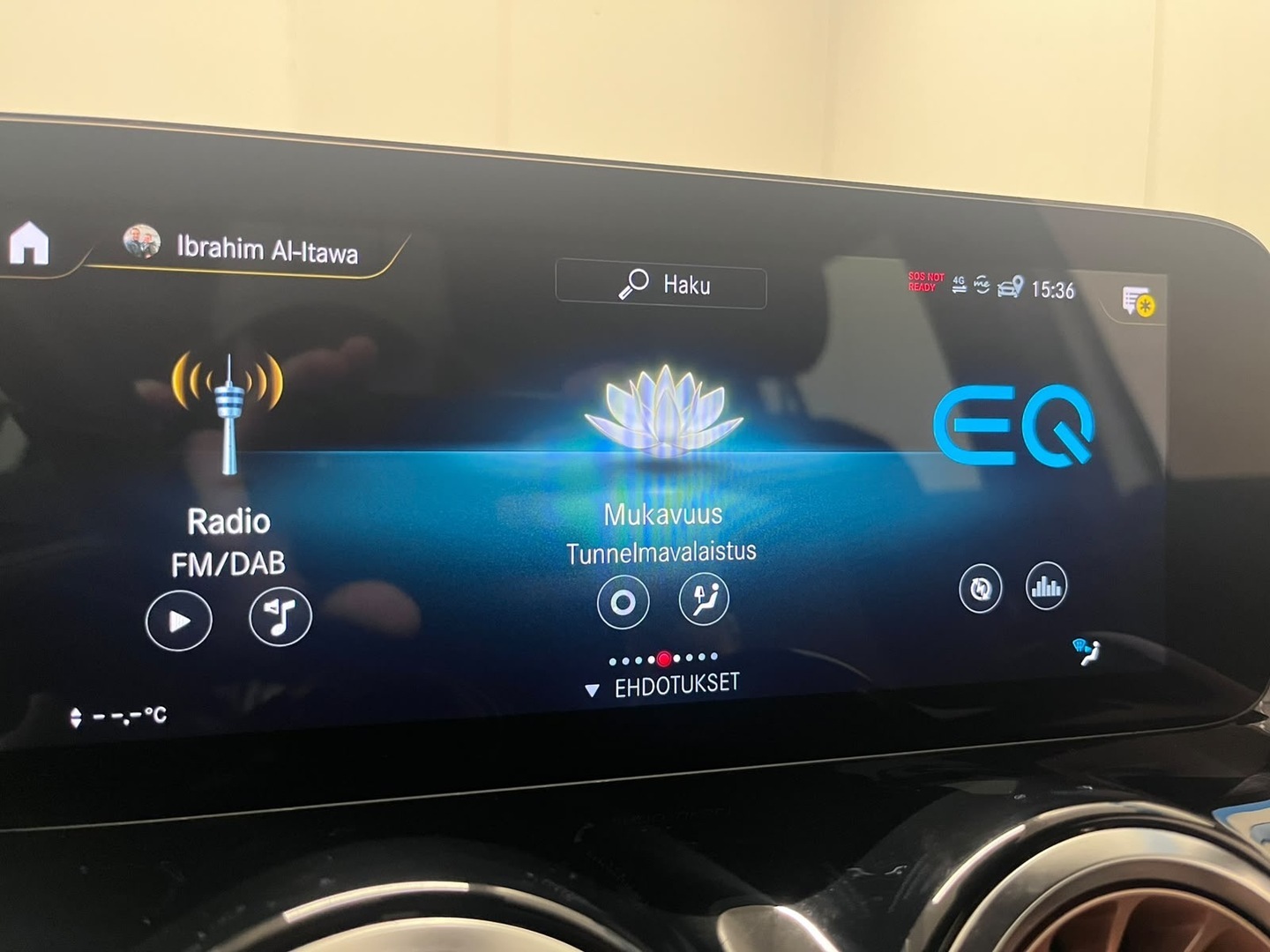 MERCEDES-BENZ EQB 2022