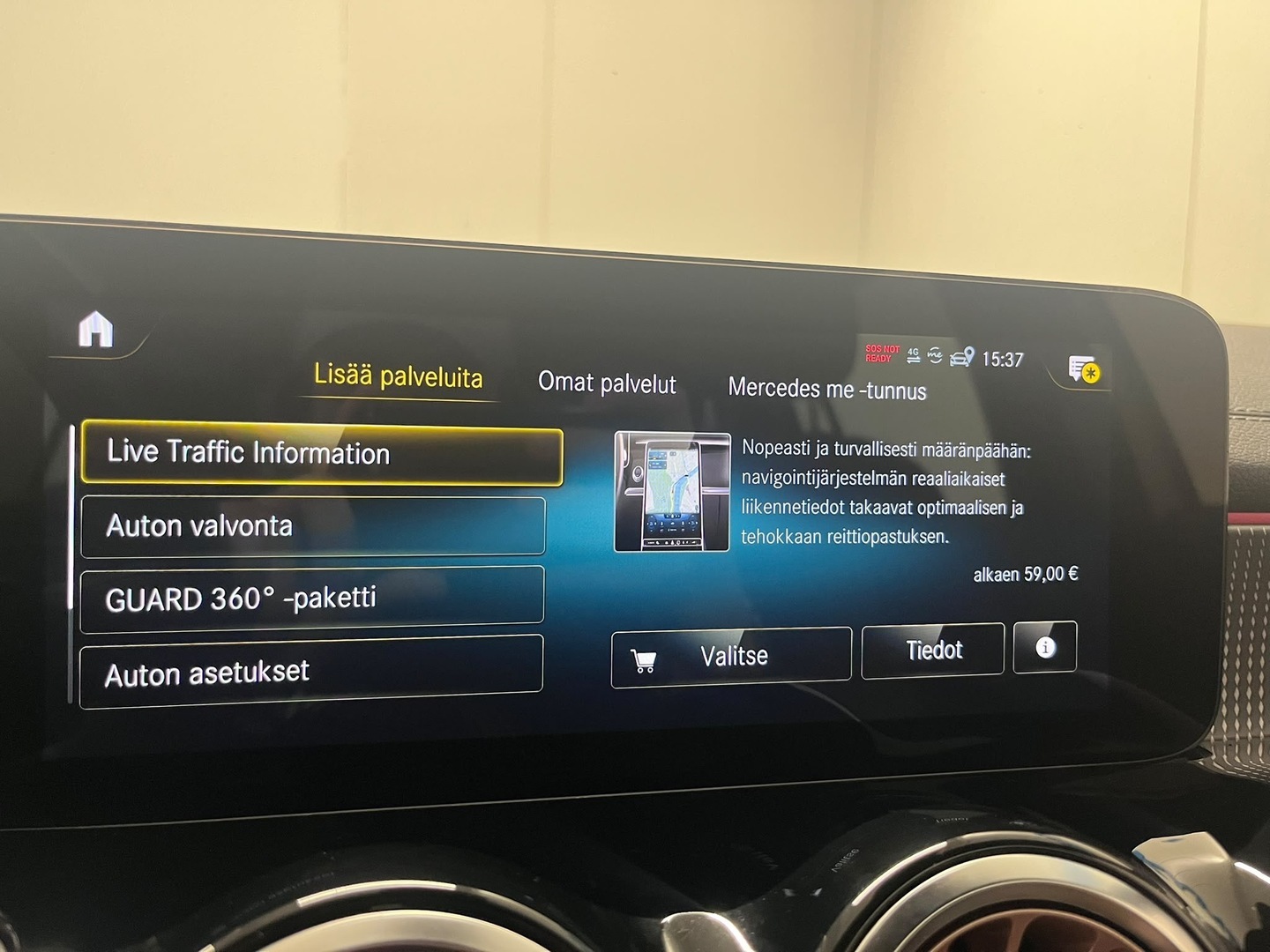 MERCEDES-BENZ EQB 2022