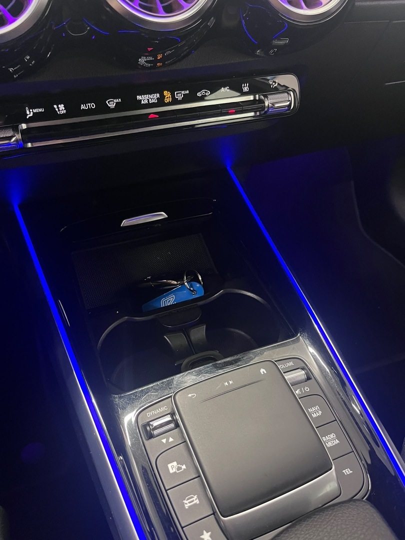 MERCEDES-BENZ EQB 2022